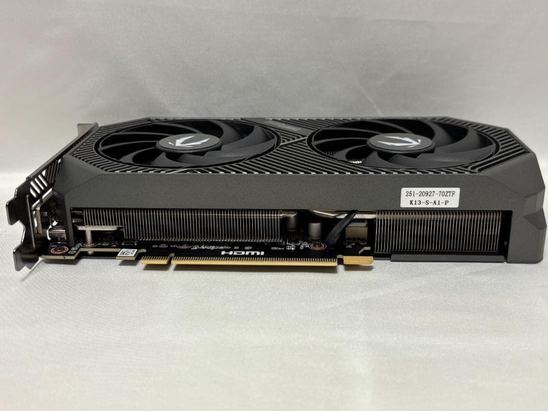 【美品】ZOTAC GeForce RTX 5060 Ti 16GB