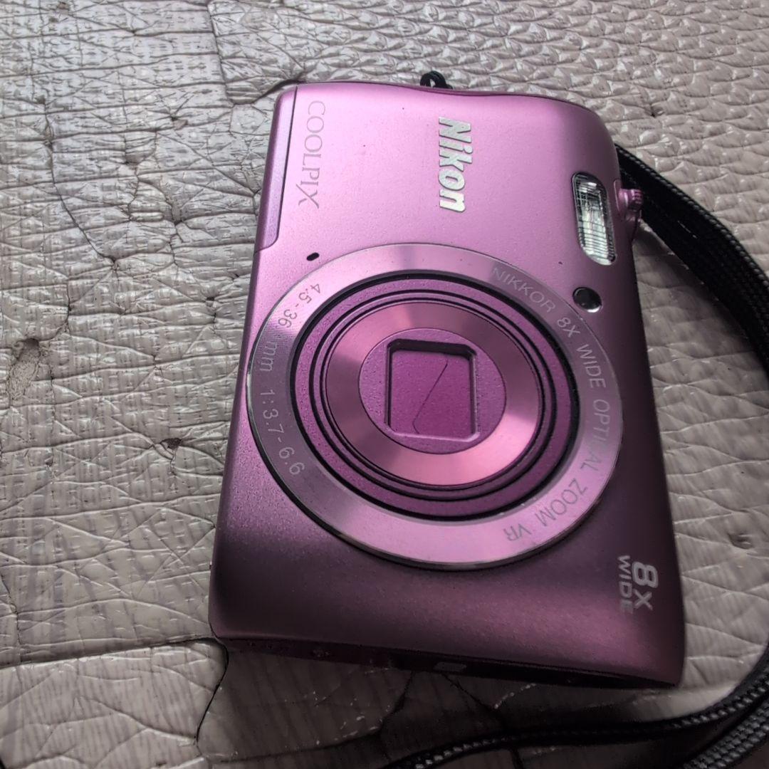 【美品】Nikon coolpix A300 ニコン　デジカメ　本体のみ