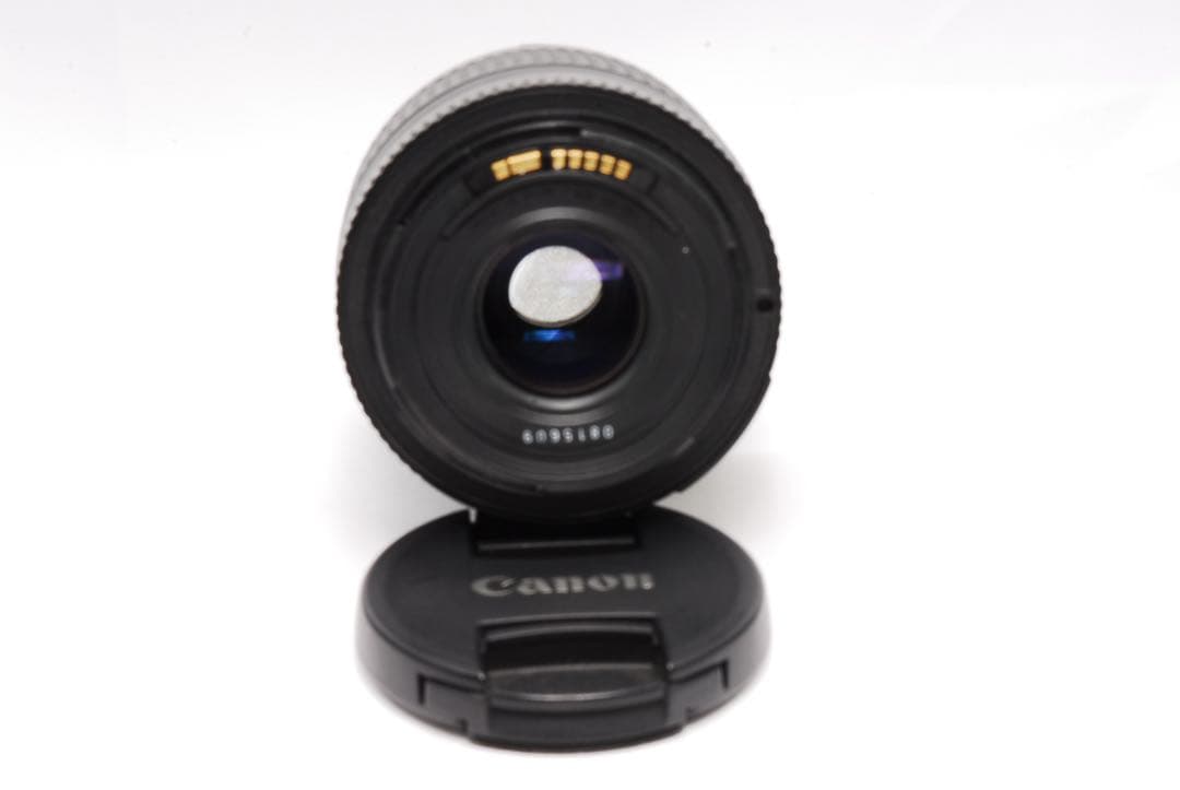 軽量❤️Canon EOS kiss X7❤️デジタル一眼レフスターターセット