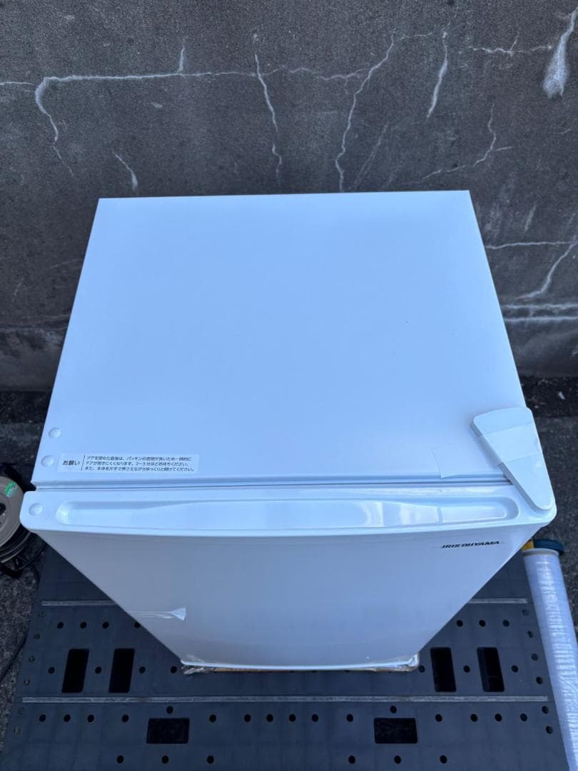 アイリスオーヤマ IRJD-9A-W 冷蔵庫 93L