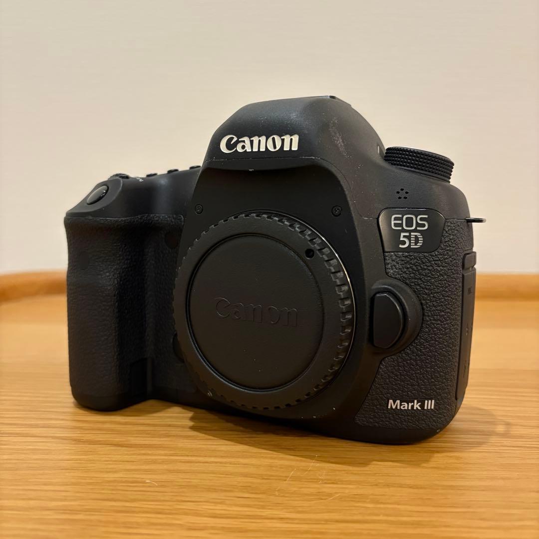 Canon EOS 5D Mark III デジタル一眼レフ
