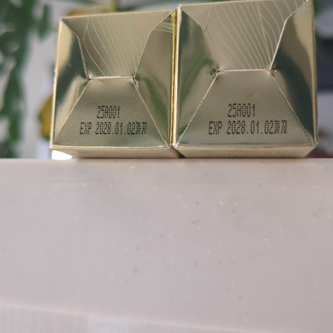 Queen Holiday BOTOC GOLD SNAILリンクルコレクター
