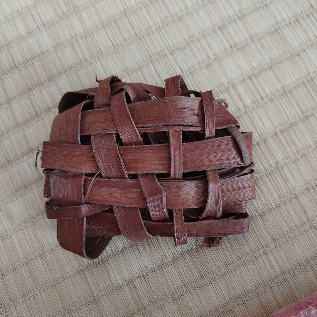 山葡萄ブローチ