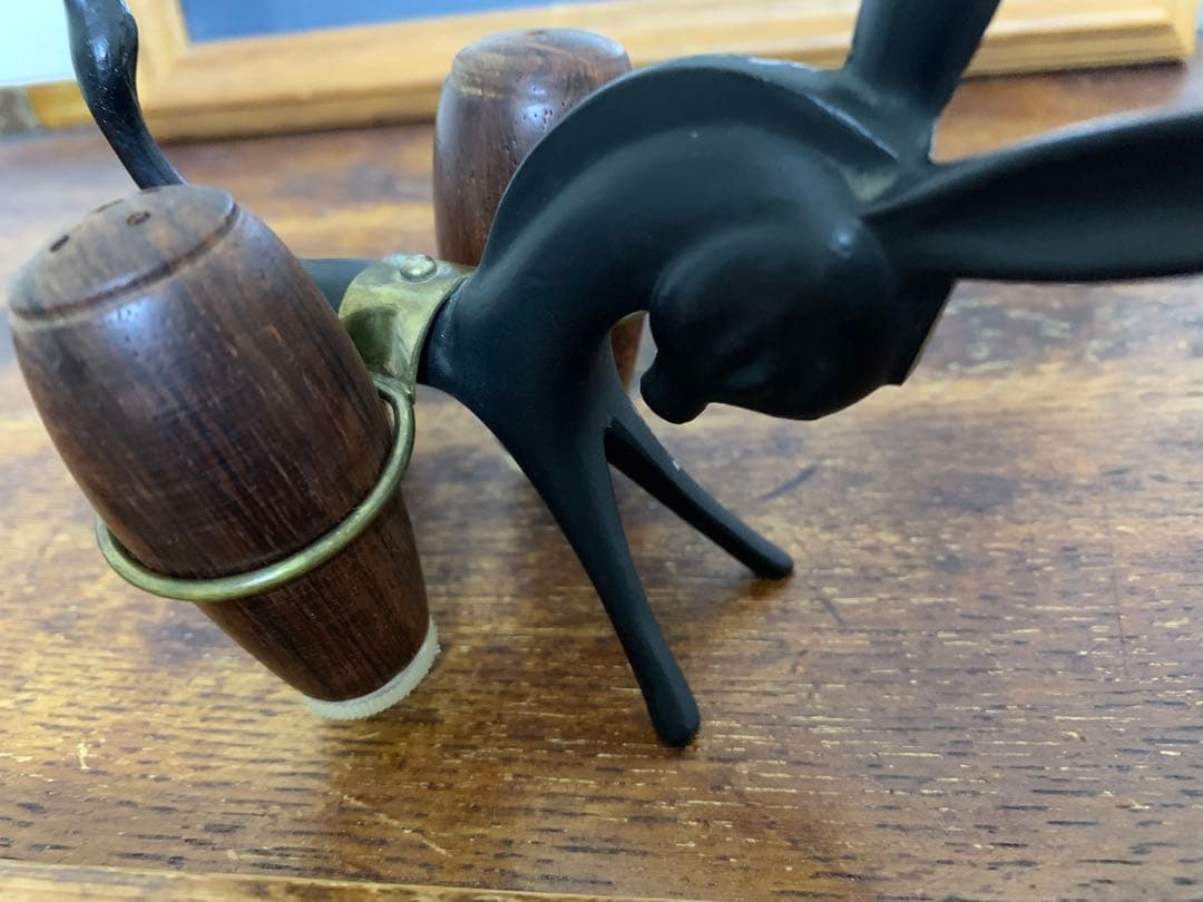 Walter Bosse(ウォルターボッセ)salt&pepper ホルダー