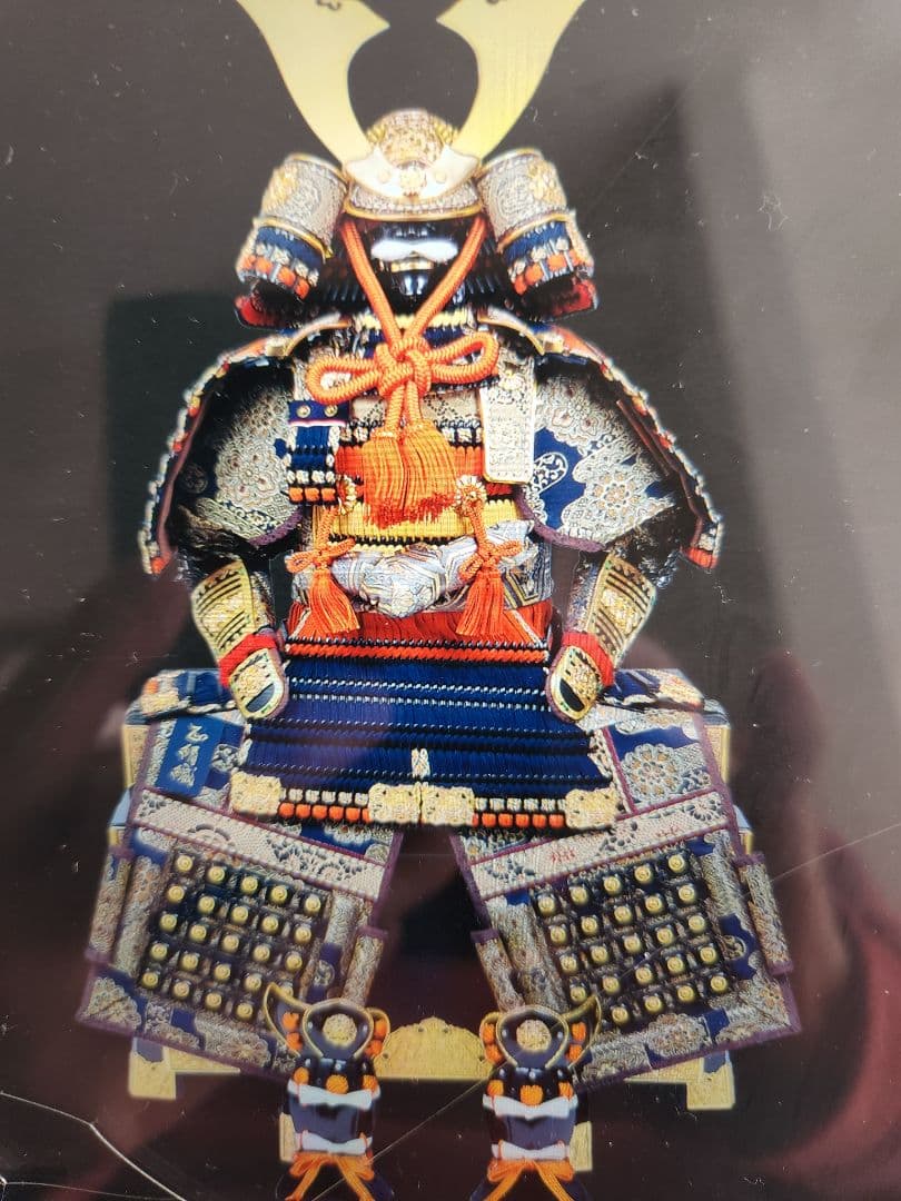 鈴甲子雄山の10号鎧、ジャンク扱いで出品。鍬形は24金貼り。最終値引き