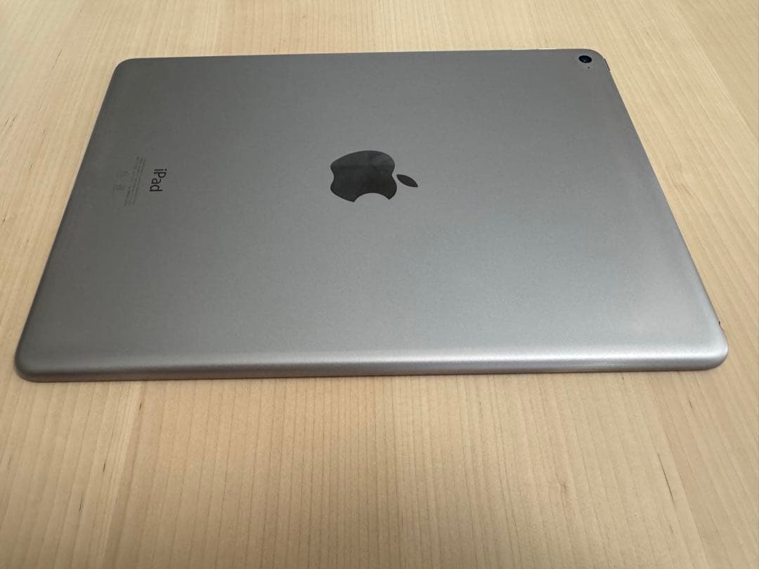 iPad Air 2 64 GB Wi-Fiモデル A1566 スペースグレー