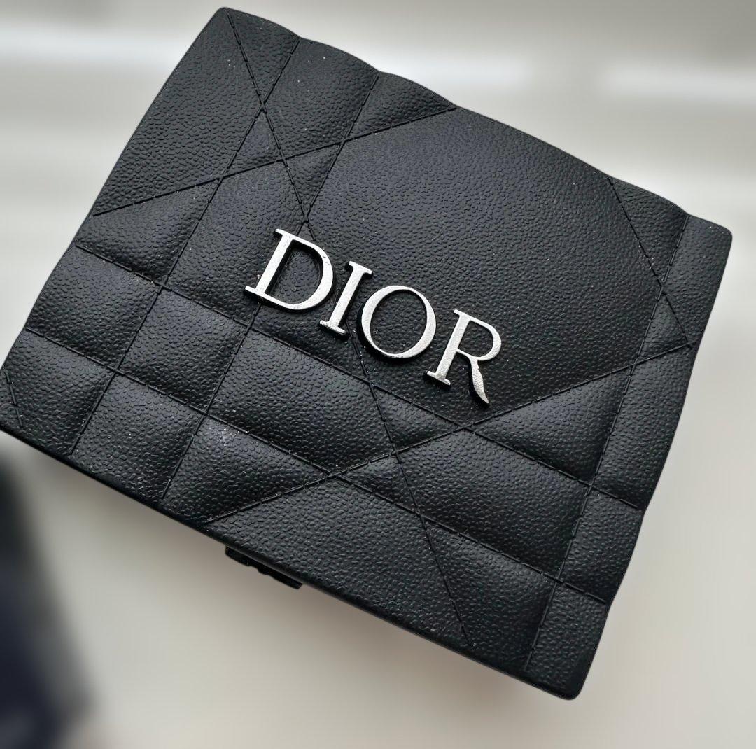 5色アイシャドウパレット ピンク ブラウン系 Dior ラメ マット