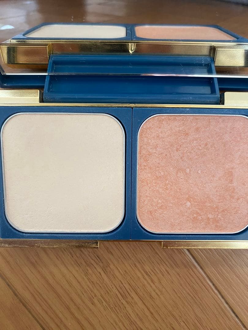 BYTF パウダー　SHINE & CONTROL POWDER
