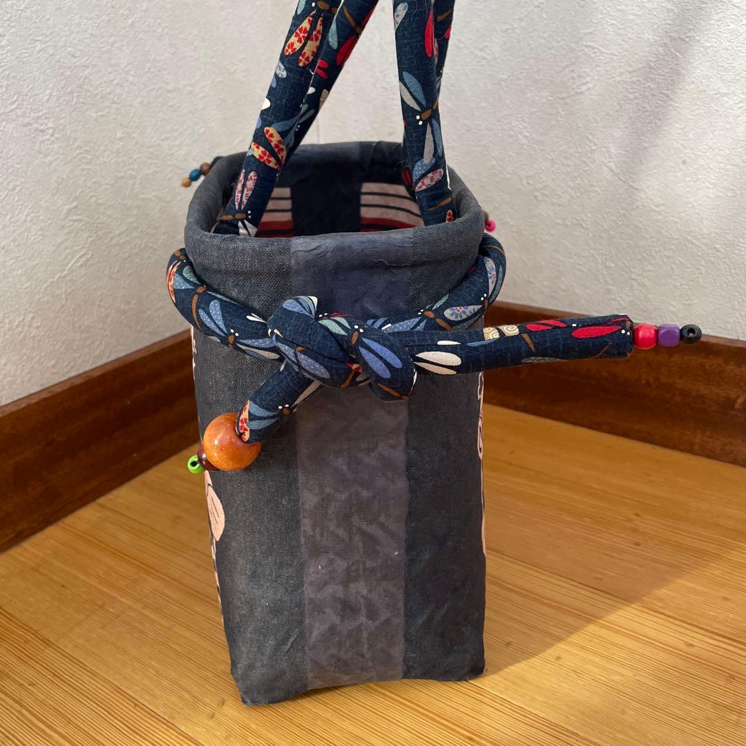 一閑張り　一閑張りバッグ　柿渋染め　市場カゴ　ハンドメイド　招き猫