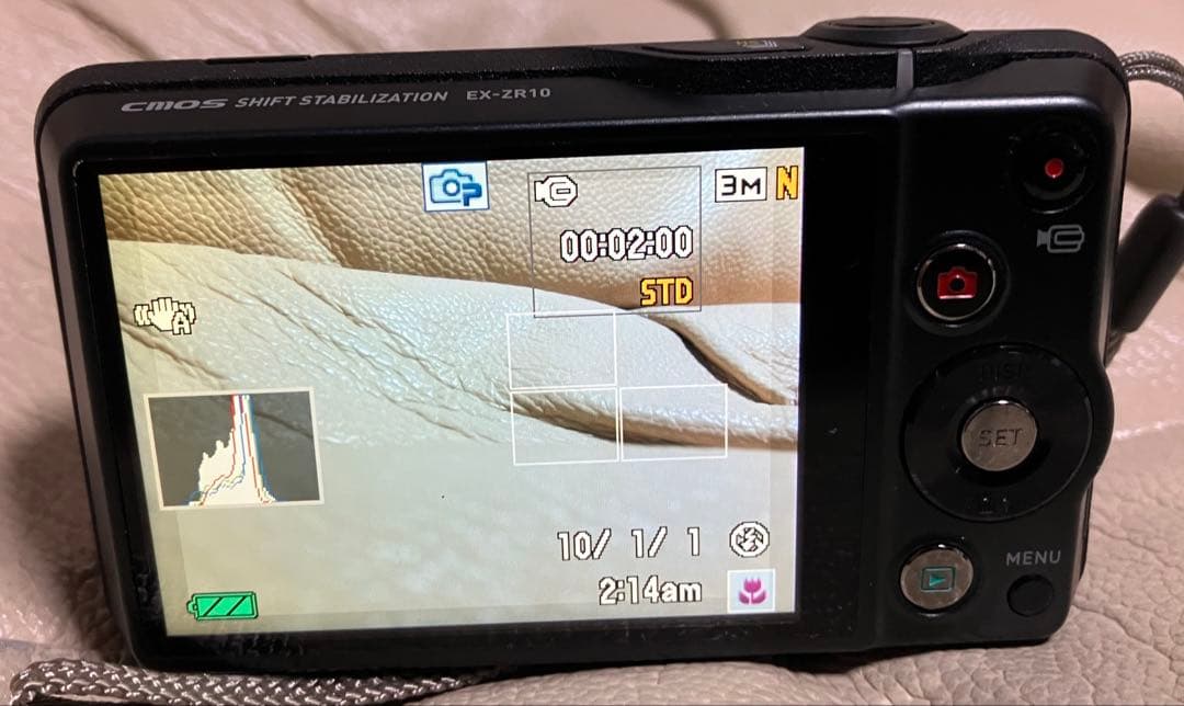 値段交渉受付ます カシオ　EX-ZR10 2台　デジカメ　Casio