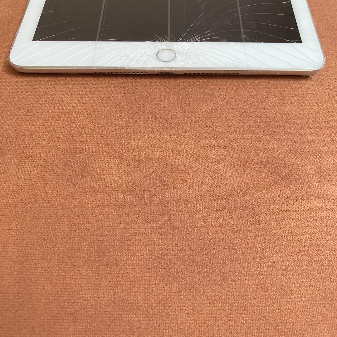 9940 電池最良好 iPad6 第6世代 32GB WIFIモデル