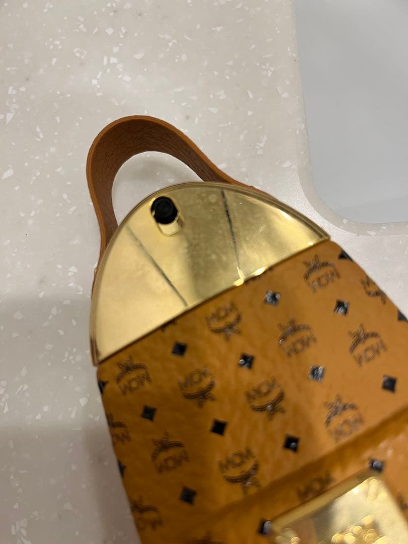 MCM ユニセックス香水 2.5 FL OZ 75ml