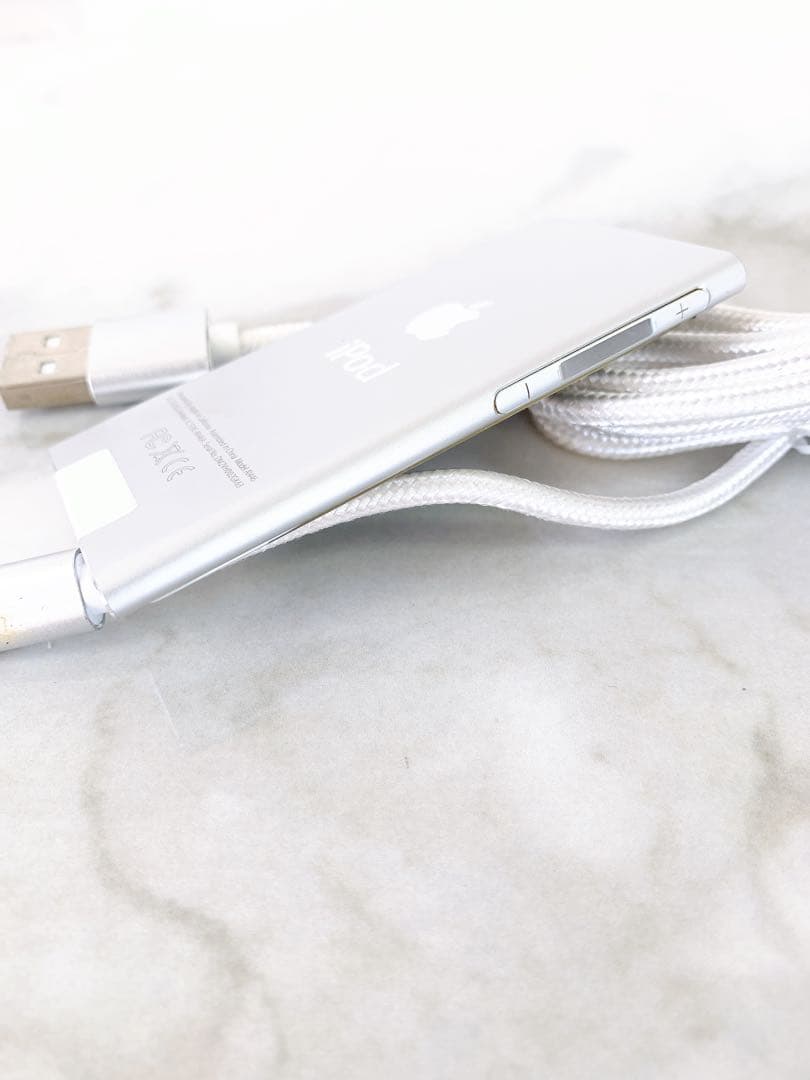 。iPod nano 第7世代 シルバー Bluetooth A1446