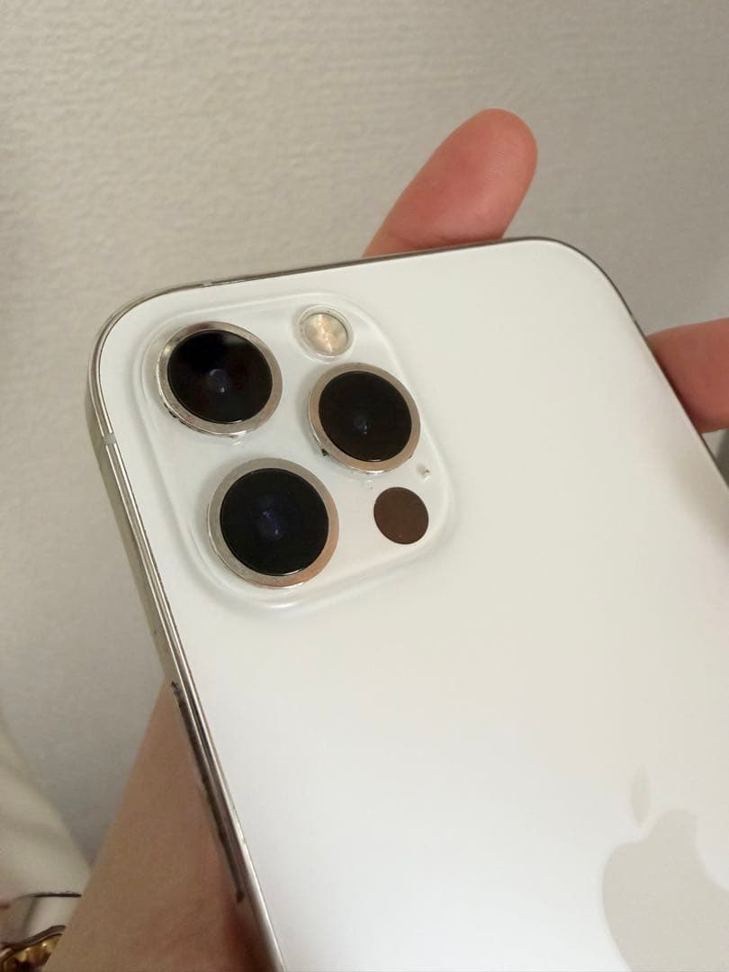Apple iPhone 12 Pro 128GB シルバー SIMフリー 本体
