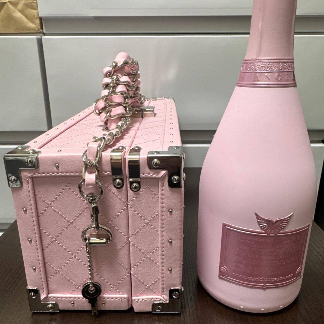ANGEL エンジェル シャンパン ドゥミセック ケース ピンク 限定　空き瓶