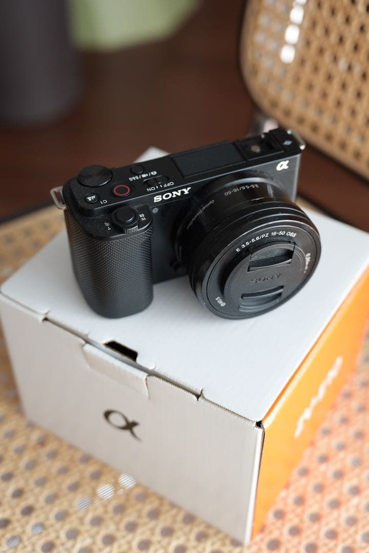 SONY ZV-E10 16-50mmレンズ&ワイヤレス三脚付き