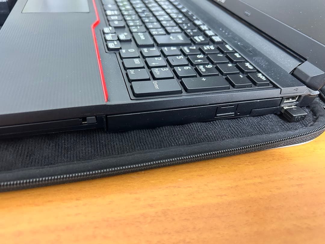 富士通 LIFEBOOK A553/G
