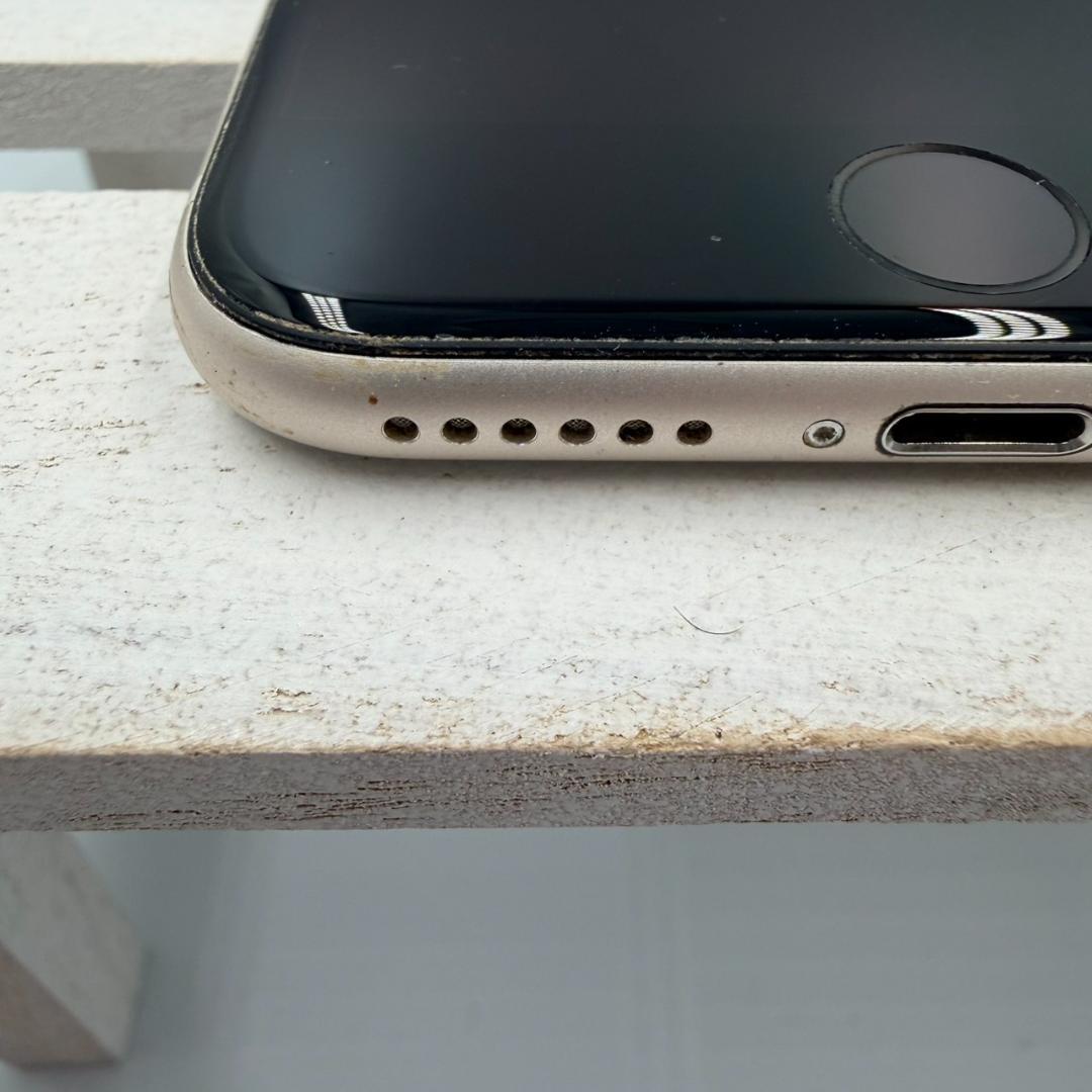 iPhone SE第3世代 64GB スターライト 432