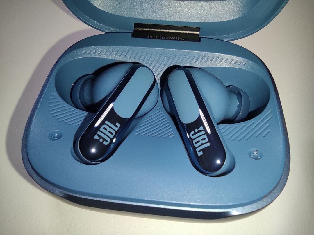 JBL LIVE BEAM 3 ワイヤレスイヤホン