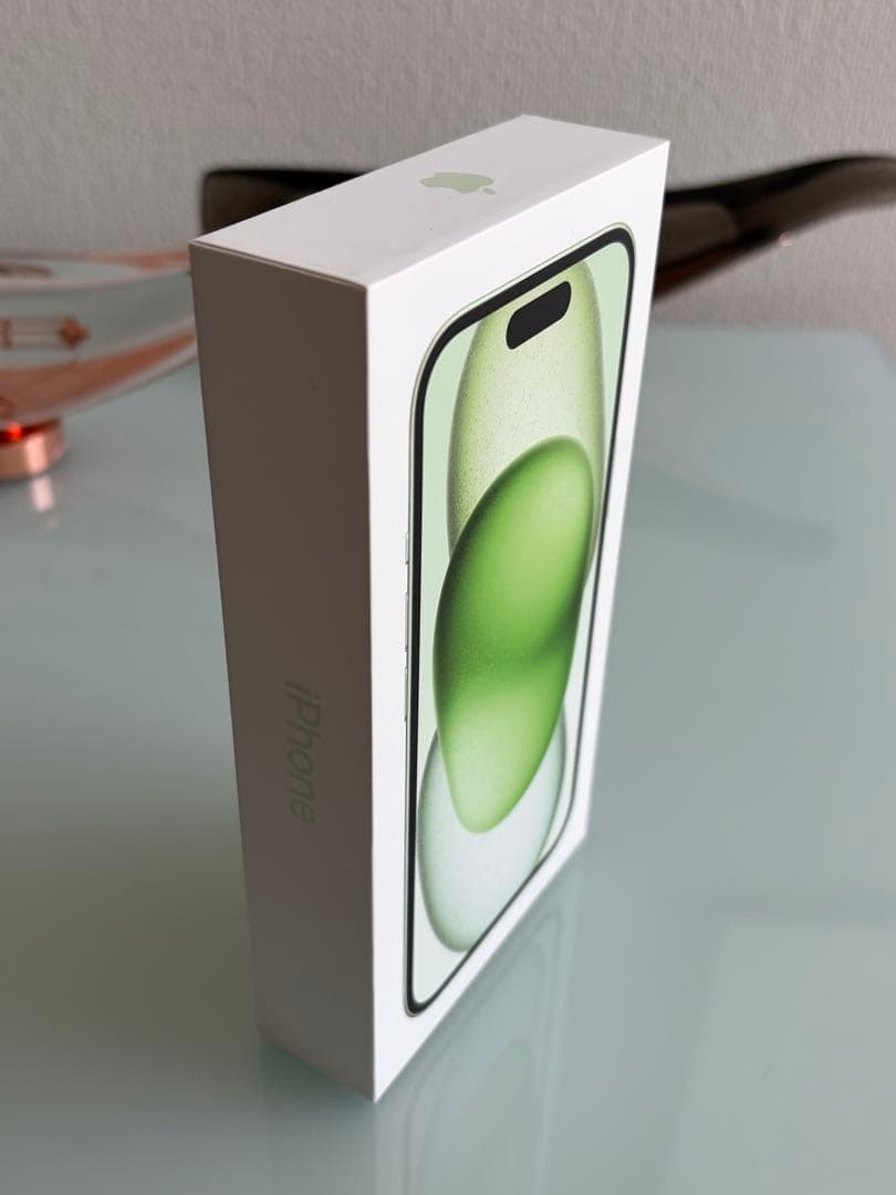 Apple表参道⭐︎超美品Apple iPhone 15 グリーン本体 128GB
