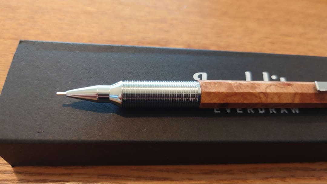 Luddite Everdraw シャープペンシル　マーブルウッド