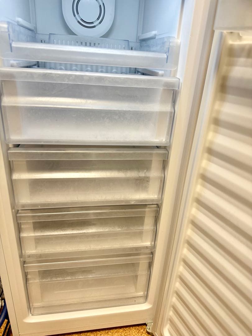 売り切り⭐️ハイアール　haier 138L 前開き式冷凍庫