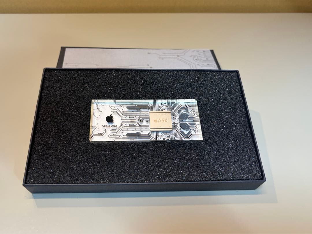 Grid Studio Apple A5Xチップ アート