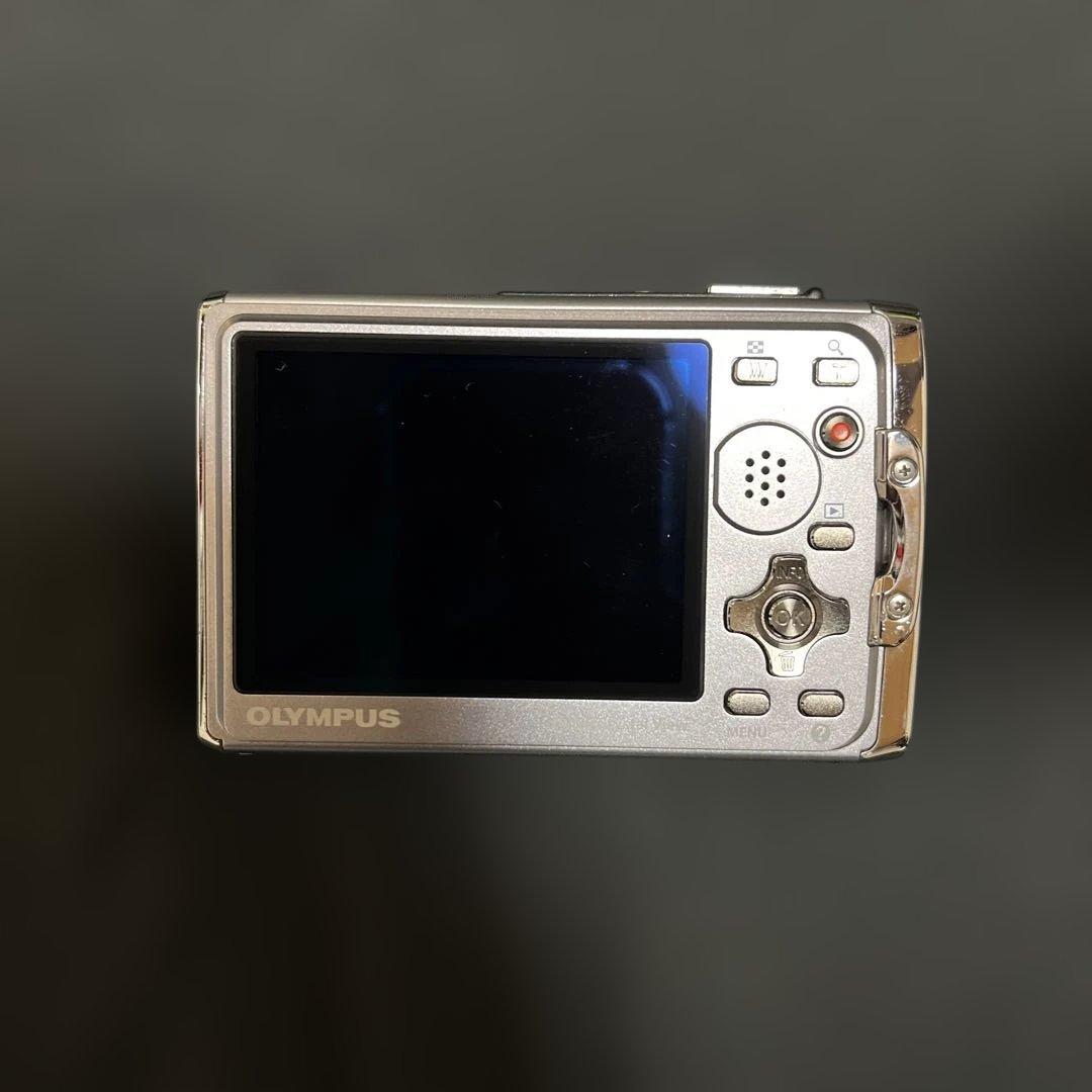 値下げ　オリンパス　Tough　6020 防水　デジタルカメラ　グリーン　中古品