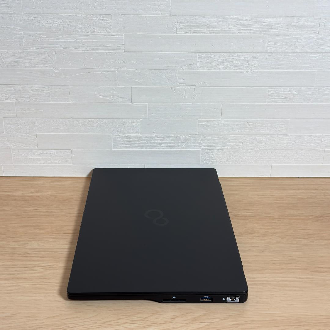 富士通　11世代i5　美品　ノートパソコン　Windows11　オフィス　31