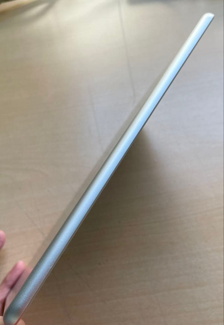iPad 第6世代　A1893　Wi-Fiモデル　シルバー　32GB #3