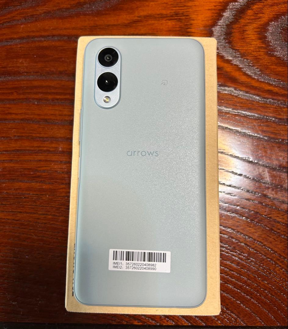 arrows We2 F-52E ライトブルー 本体