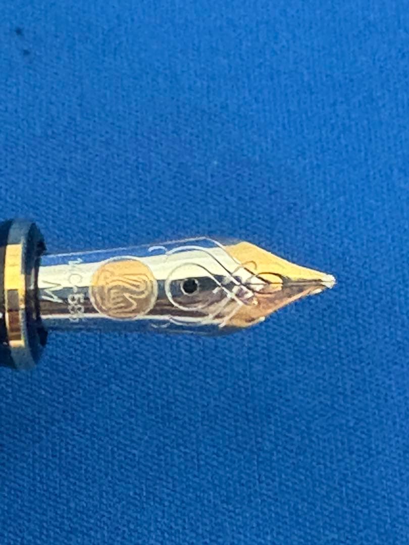 正規輸入品　ペリカン万年筆　スーべレーンM600 M中字　ブルーストライブ