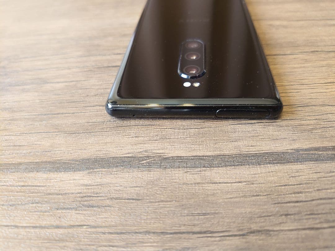 SONY Xperia1 au　SIMフリー　SOV40