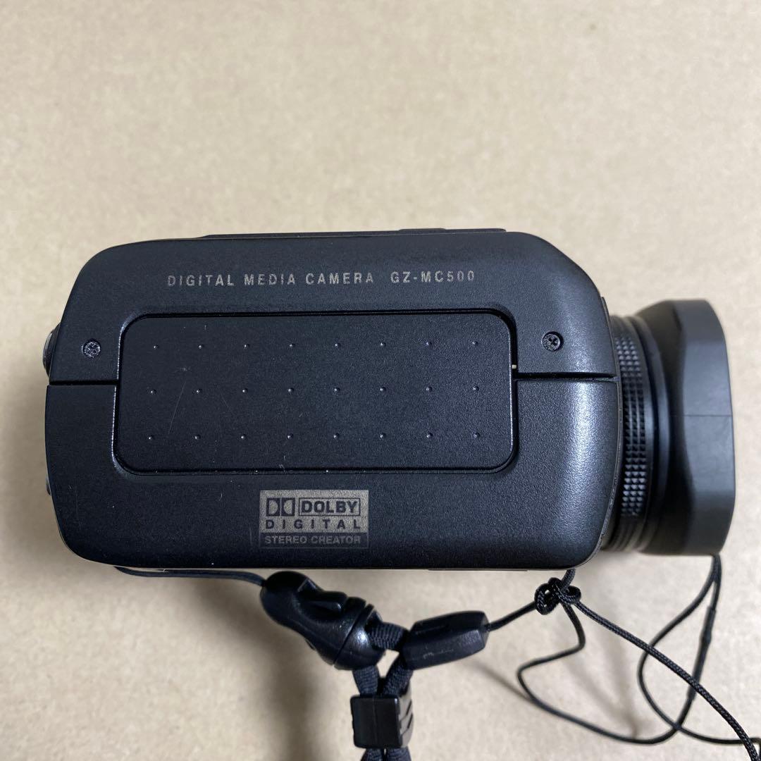 JVC　ビデオカメラ GZ-MC500