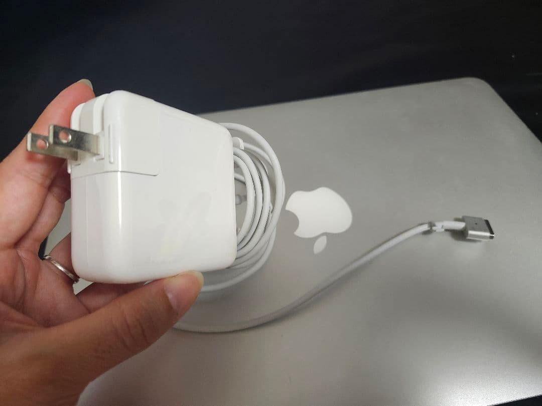MacBook本体 MacBookAir13.3 Intel i5 mid2012/SSD480GB