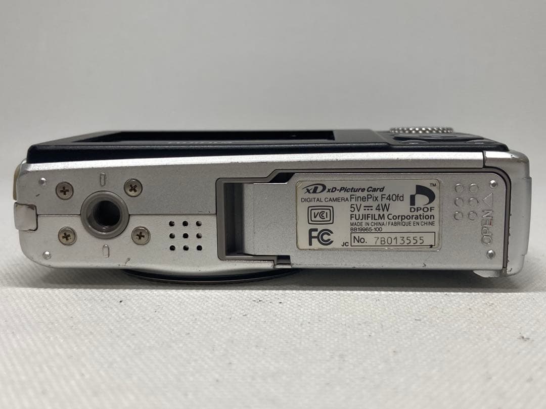 概ね美品　FUJIFILM　FinePix F40fd　撮影例有　c01a245