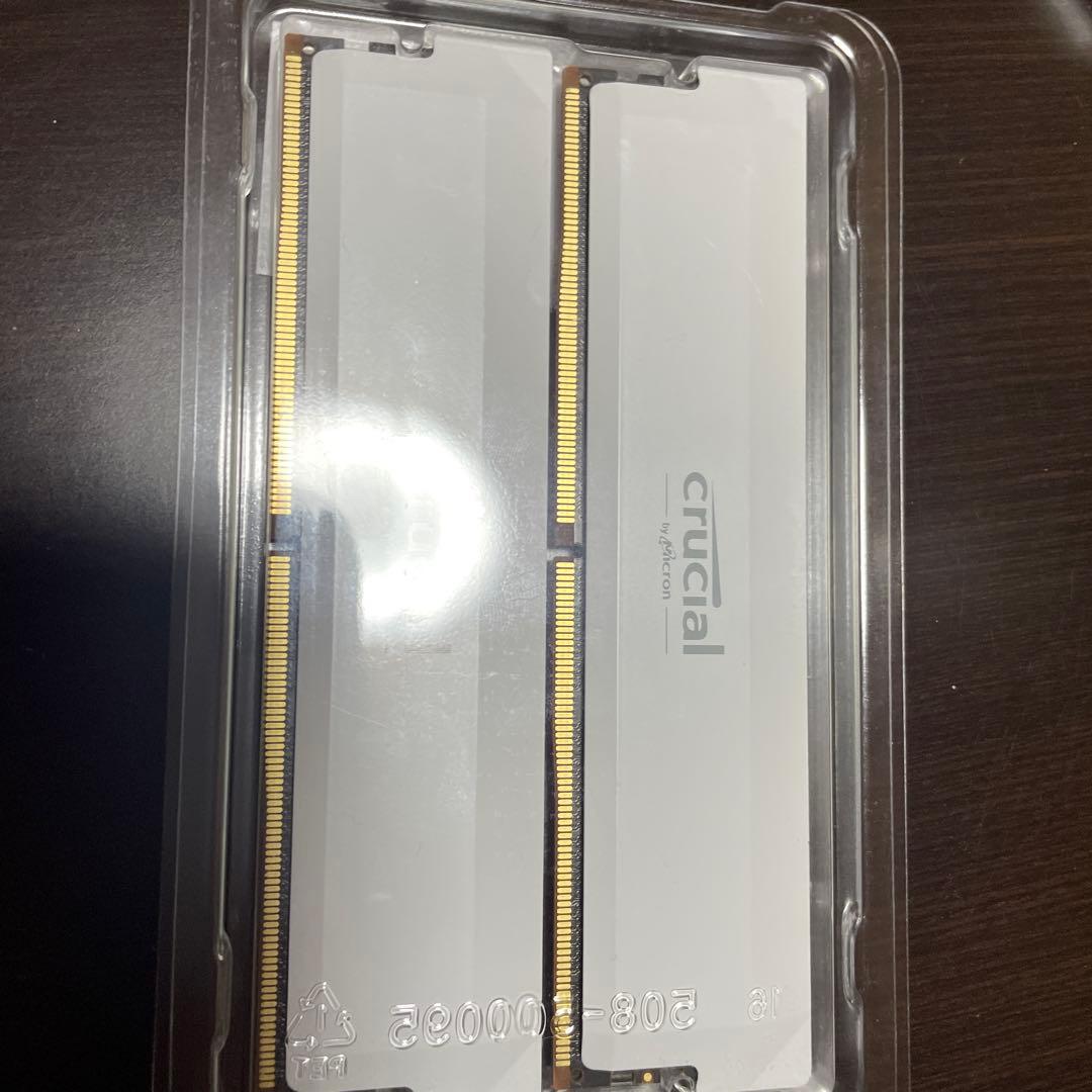 Crucial DDR5 Pro(16gb×2) ほぼ未使用