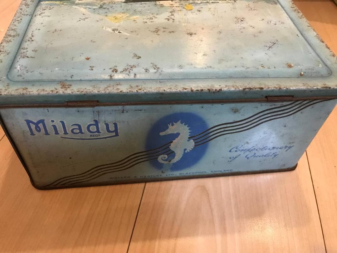 ブリキ缶　1960年代　英国製　Milady　The  Yacht
