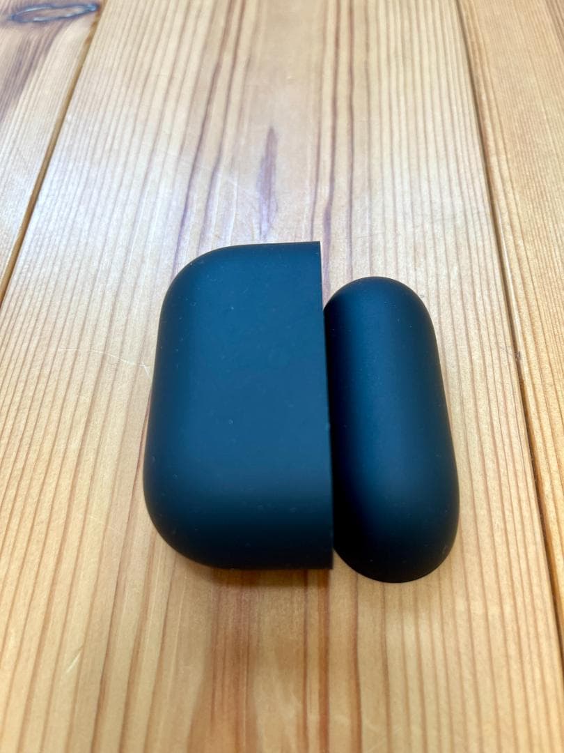 AirPods Pro (第1世代) A2084 ＋ 耐衝撃シリコンケース付き