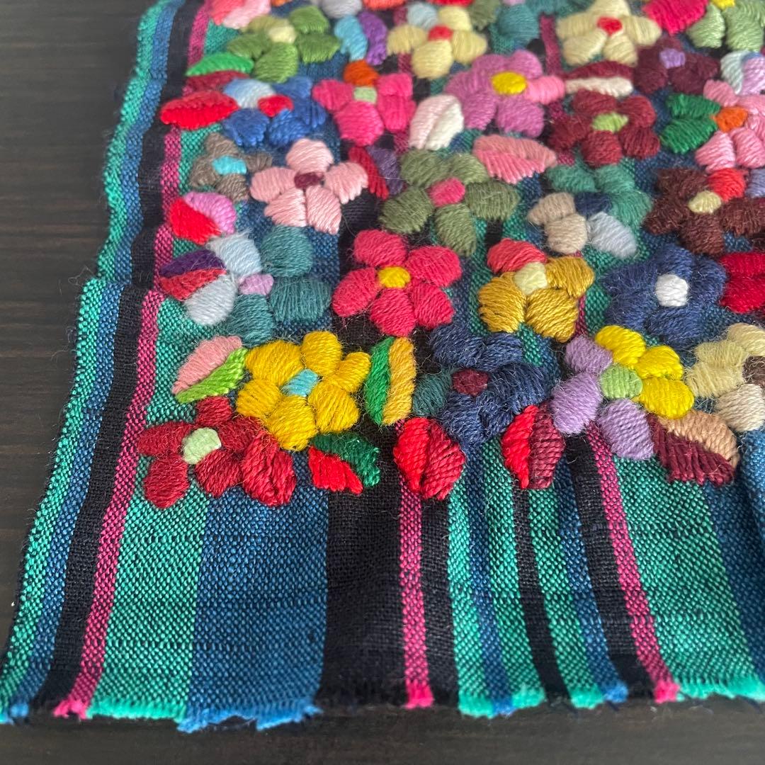 【 La Renaissance 】会津木綿 咲き誇る小花 仏愛刺繍 聖遺物