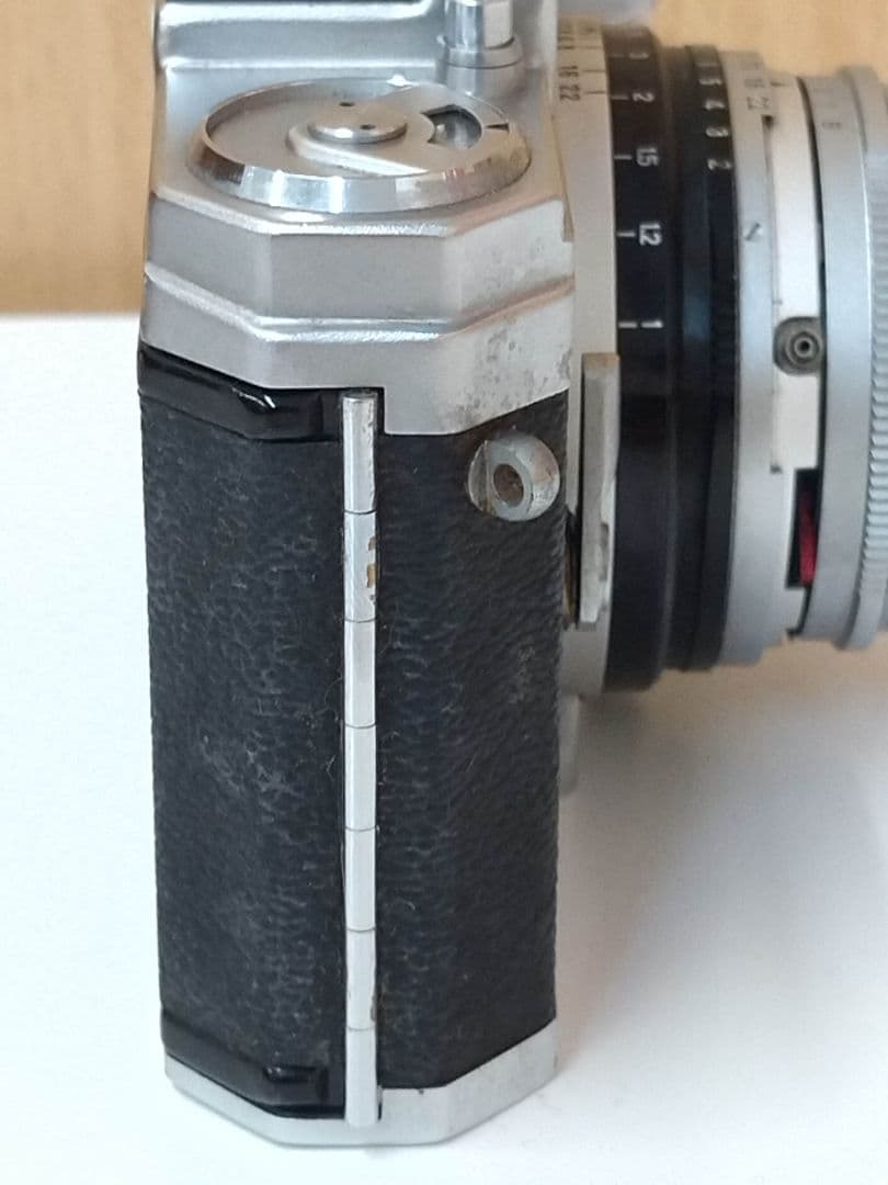 カメラ　Konica　IIIA　Hexanon 50mm