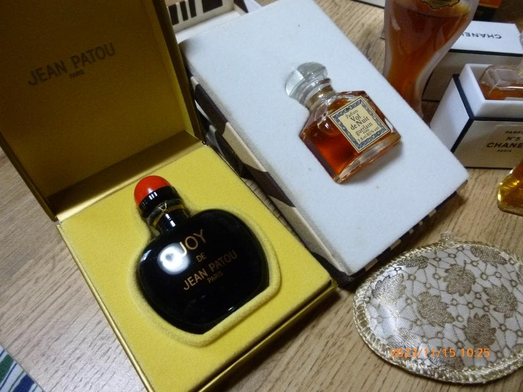 ミニチュア香水コレクション（セット）