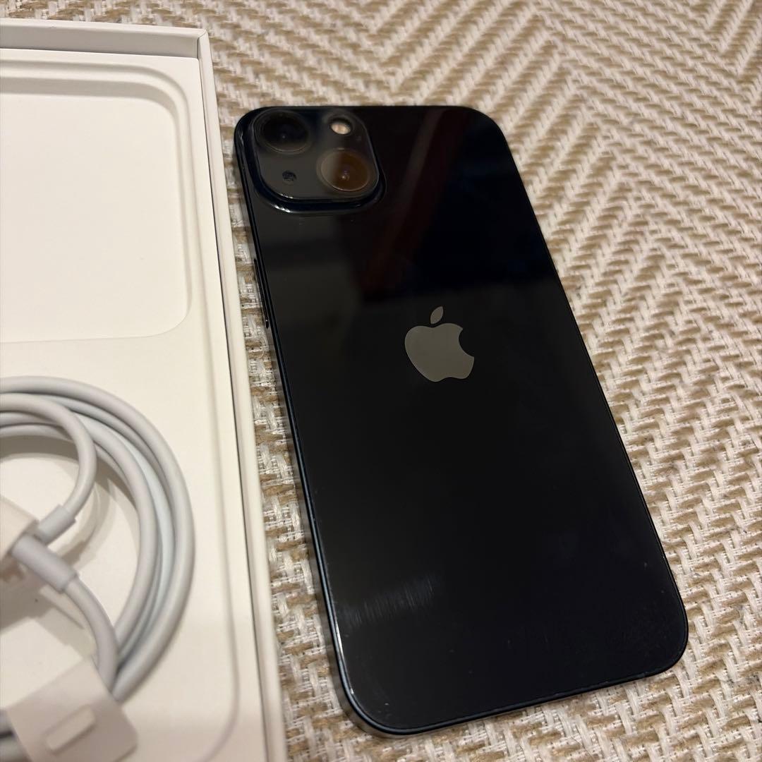 Apple iPhone 13ミッドナイト　本体