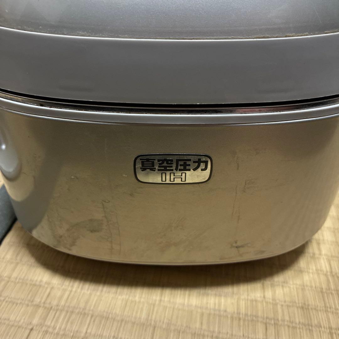 rc-102vxs 東芝 炊飯器 5.5合炊き