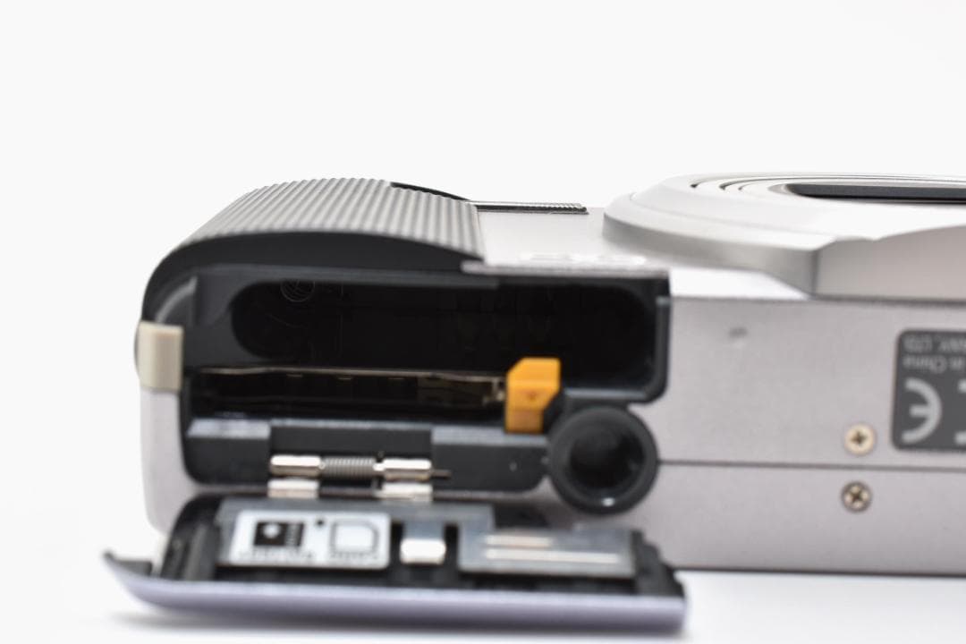 《 美品 》　リコー　RICOH CX3 シルバー/ピンク　＜動作確認済み＞