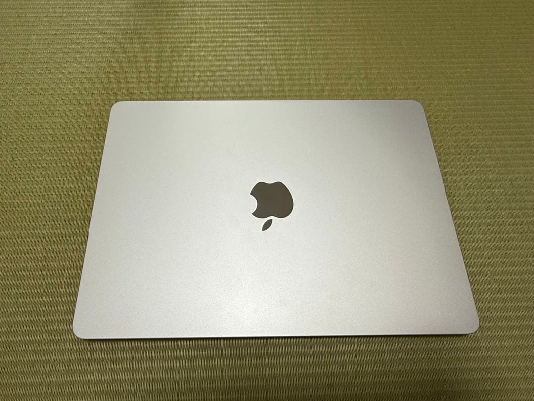 M2MacBook Air スターライト メモリ16GB SSD256GB
