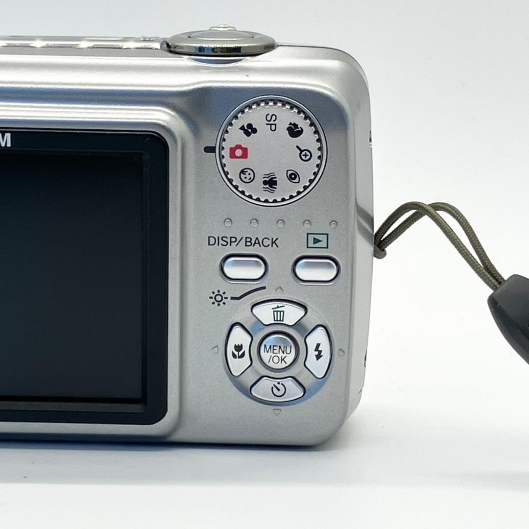 富士フイルム FinePix A900 9.0メガピクセル 新品電池付 送料無料