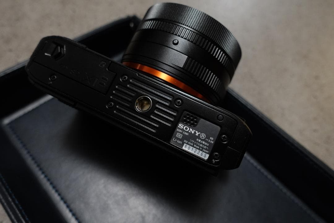 極美品 初代RX1R