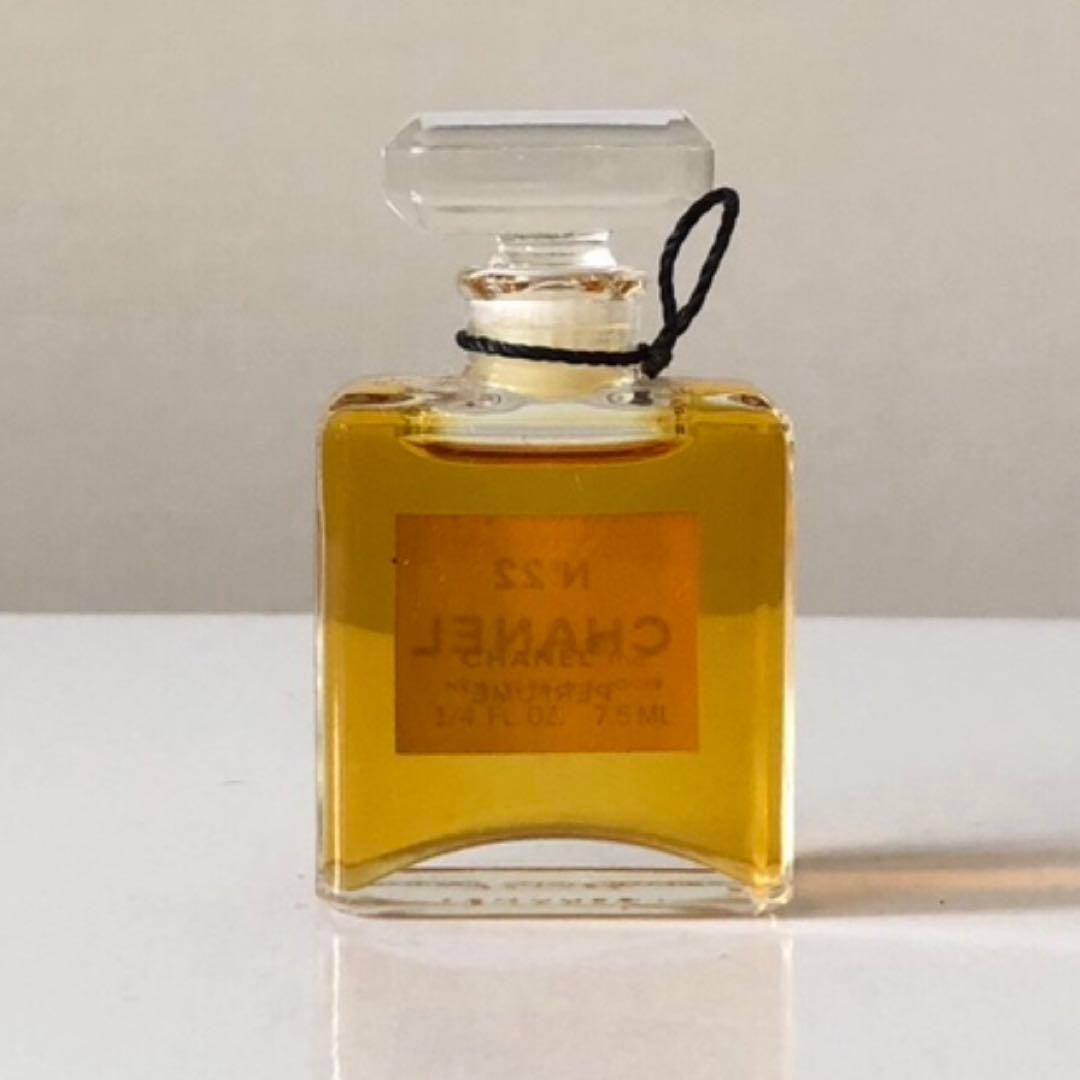 CHANEL N°22 香水