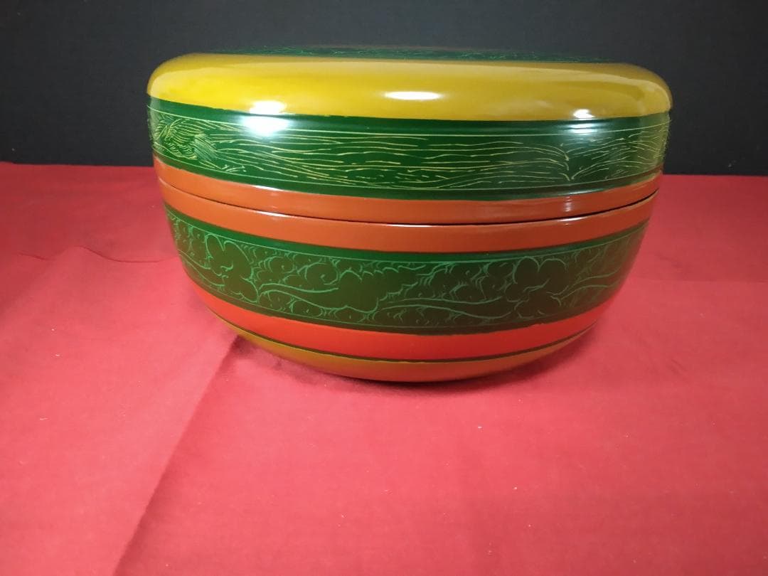 茶道具　独楽喰籠　菓子器 【独楽塗　漆塗唐物写し】　　　筑城筑良造